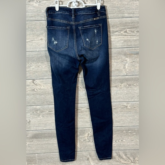 KanCan skinny, high-rise jeans, Size 5/26, dark wash, soft & stretchy denim - Picture 4 of 8